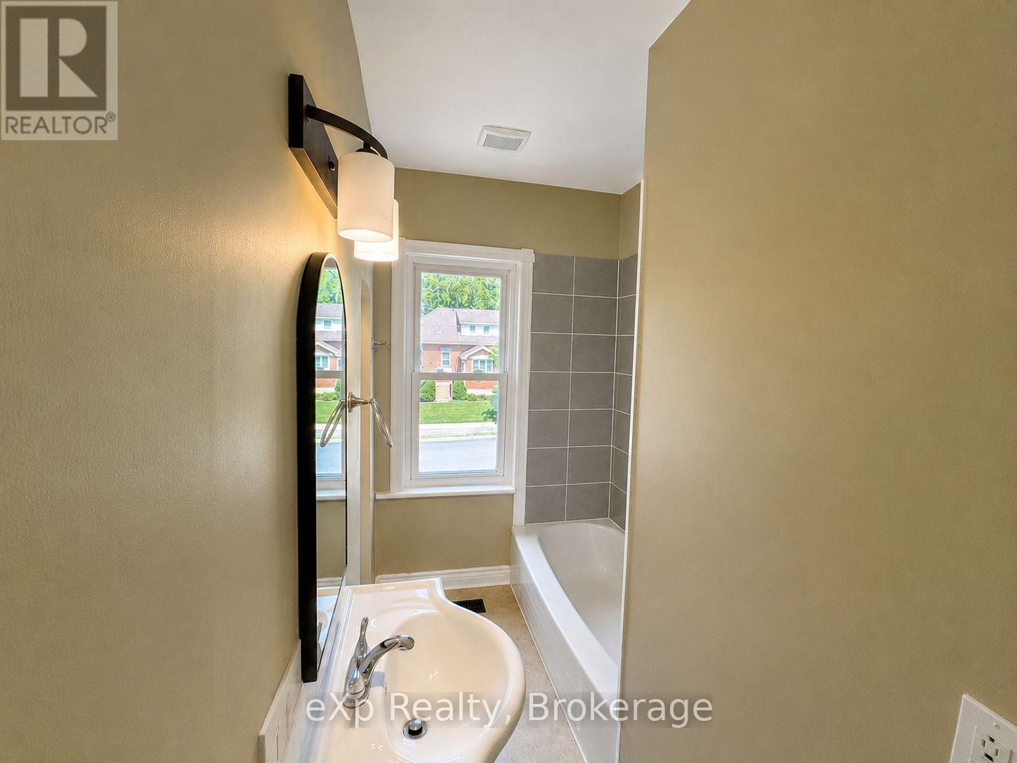 595 9TH STREET - 12