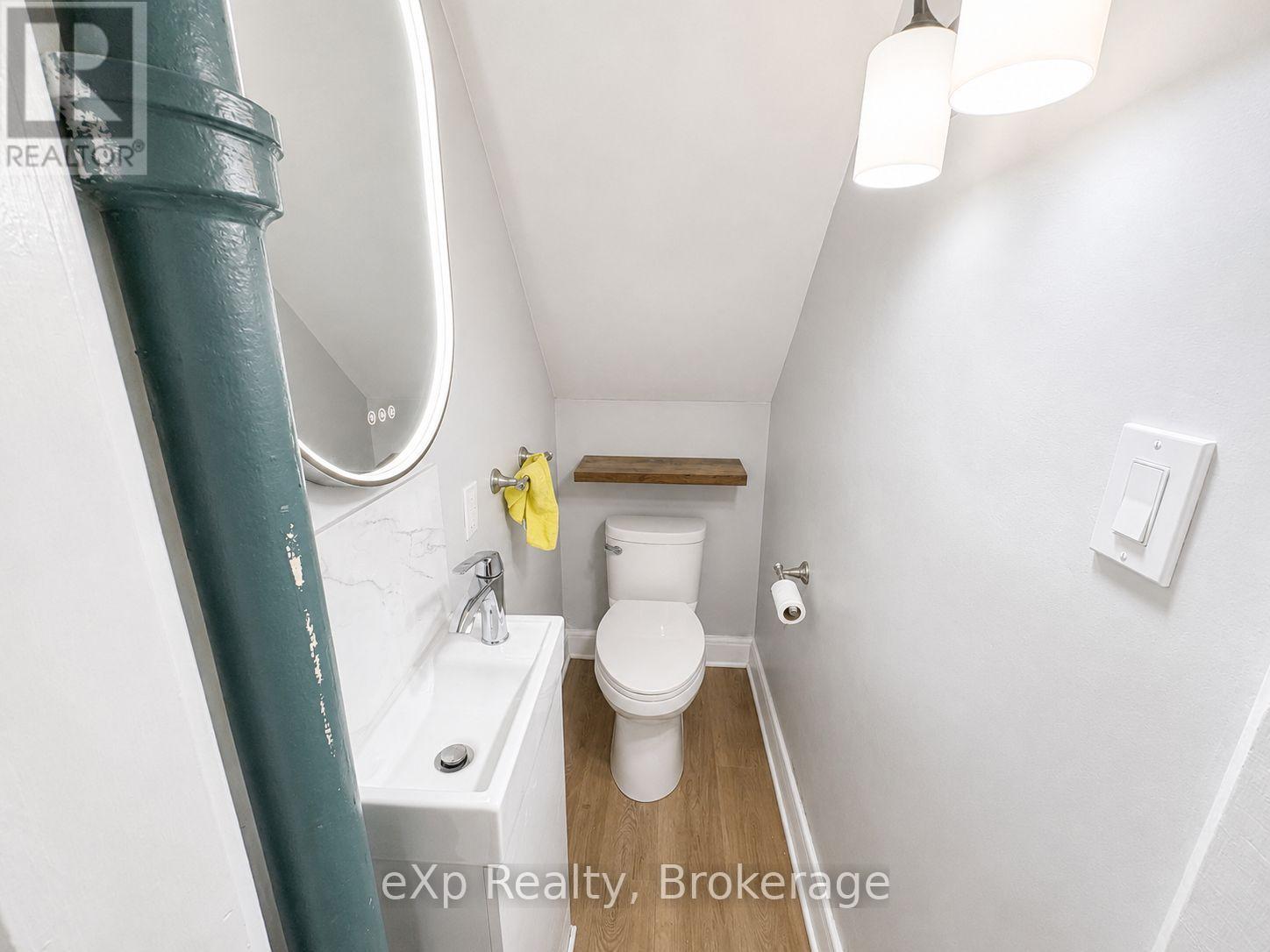 595 9TH STREET - 6
