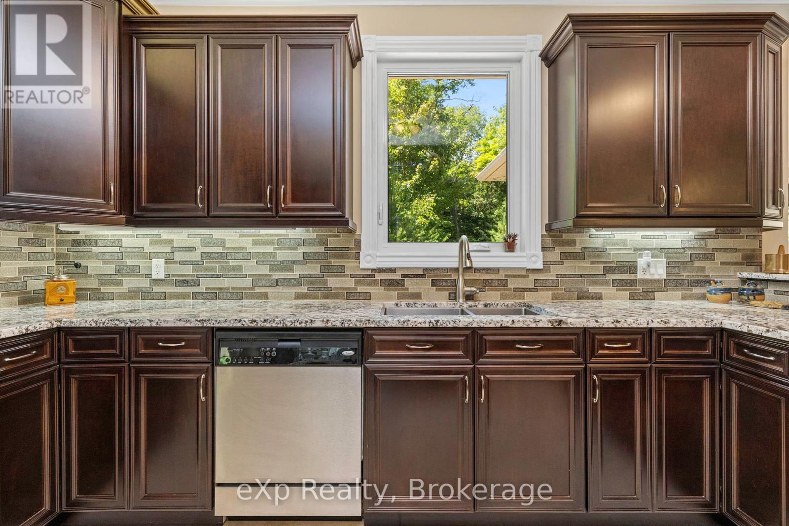 7 LIMBERT ROAD - 11