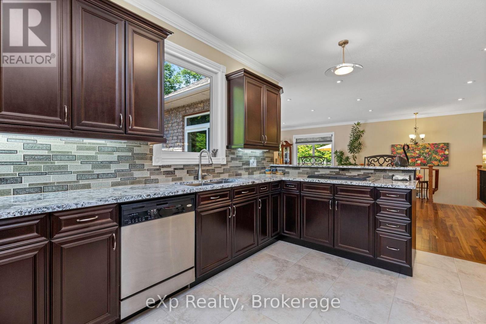 7 LIMBERT ROAD - 13