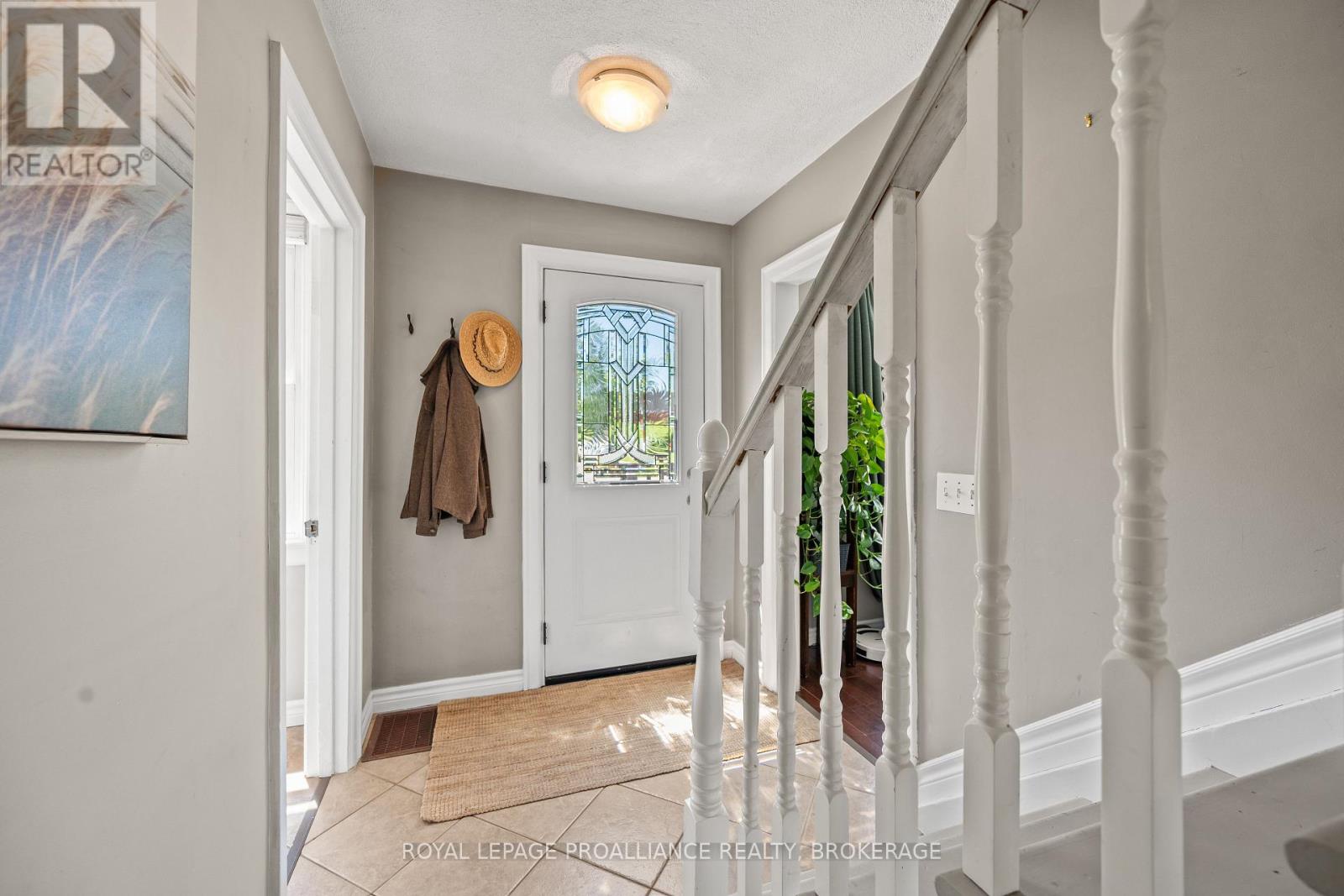 560 KING STREET W - 5