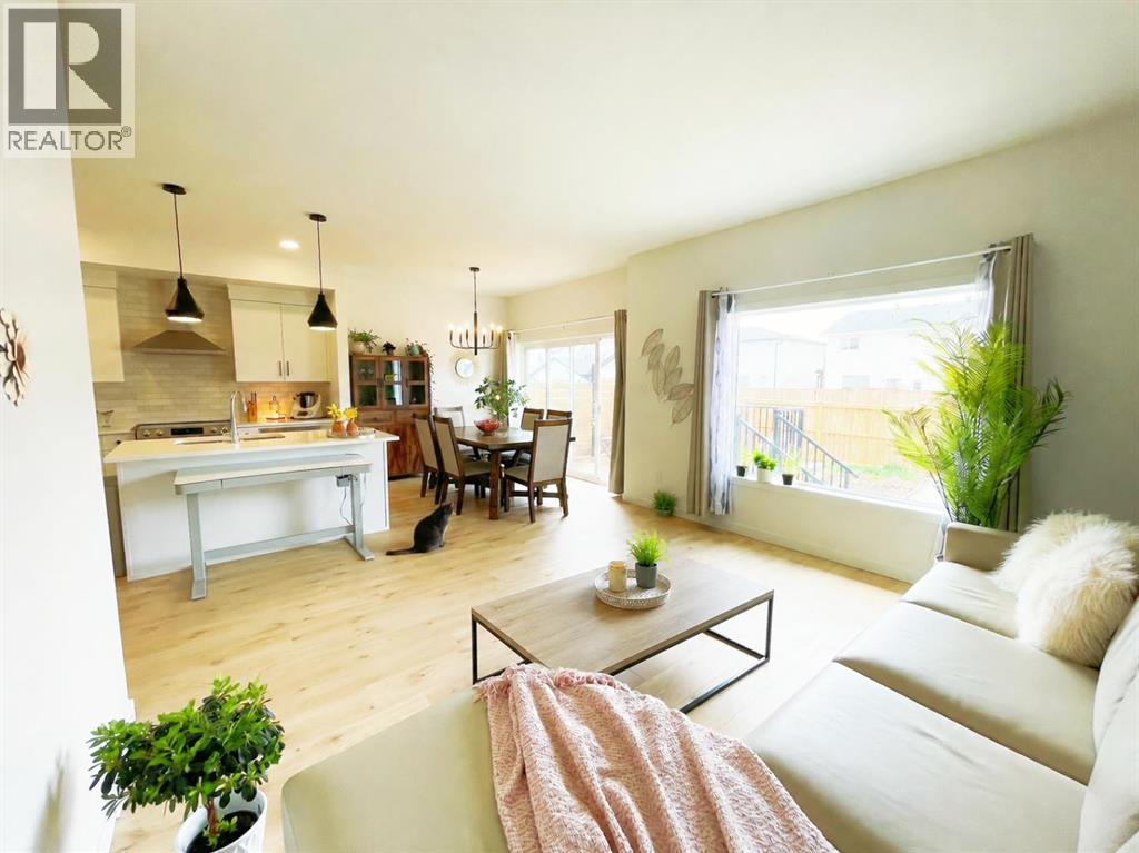 4310 28 Avenue S - 10