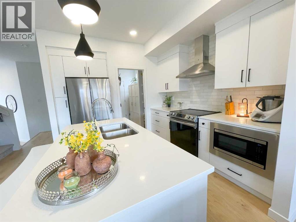 4310 28 Avenue S - 11