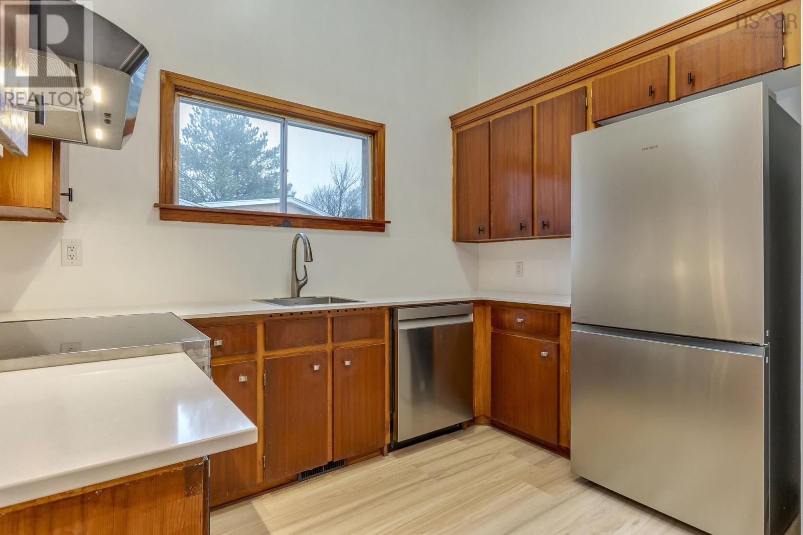 7 Palisade Place - 8