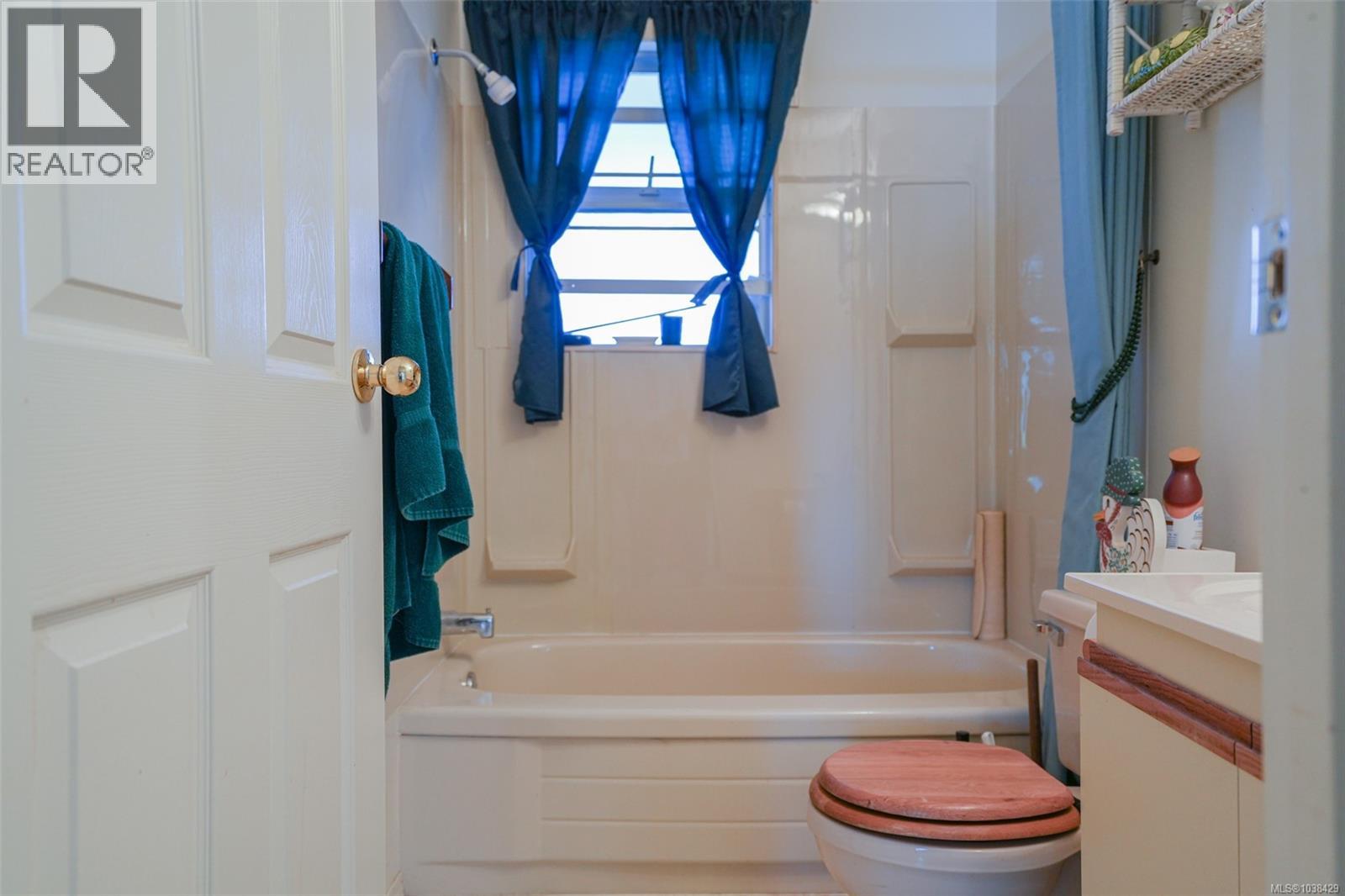 3944 10th Ave - 38