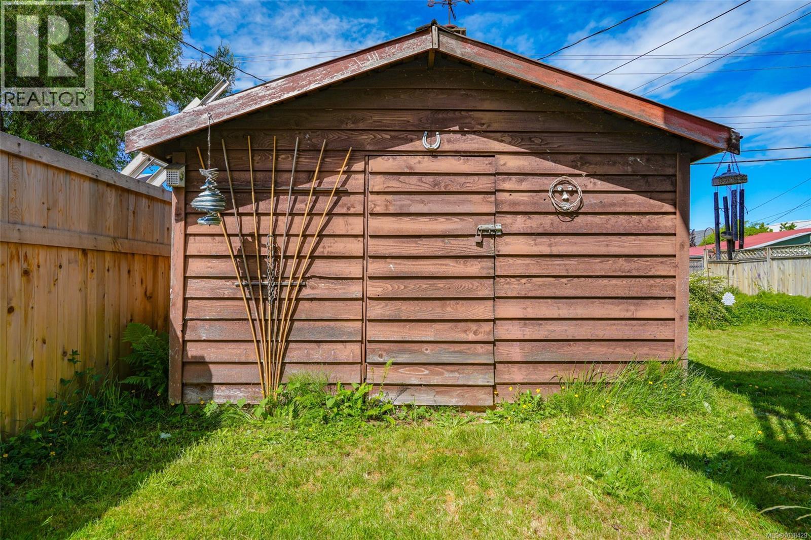3944 10th Ave - 44