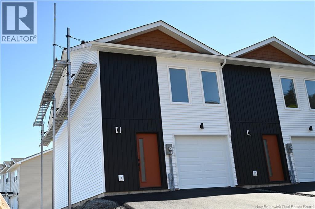 27 Arlington Crescent - 2
