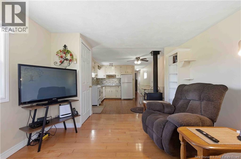 425 Kingsley Road - 5