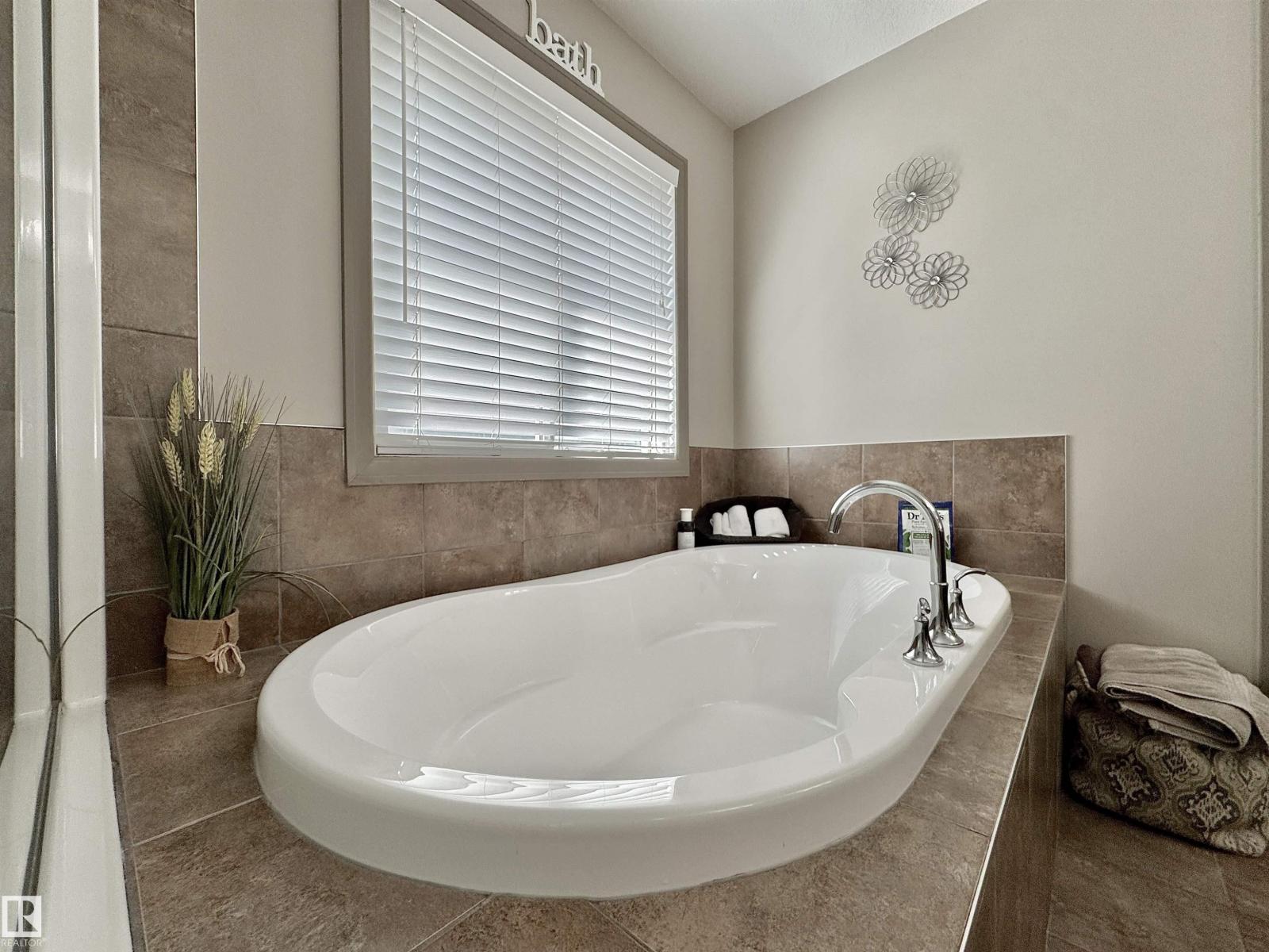 6315 SUNBROOK WY - 40