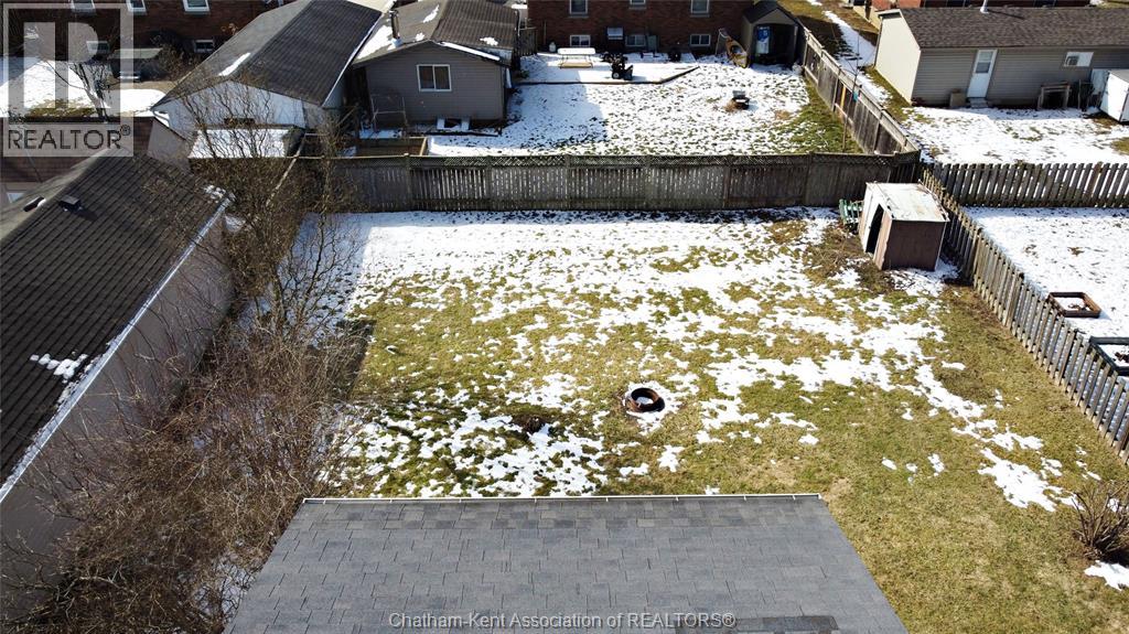 24 SIMONTON DRIVE - 45