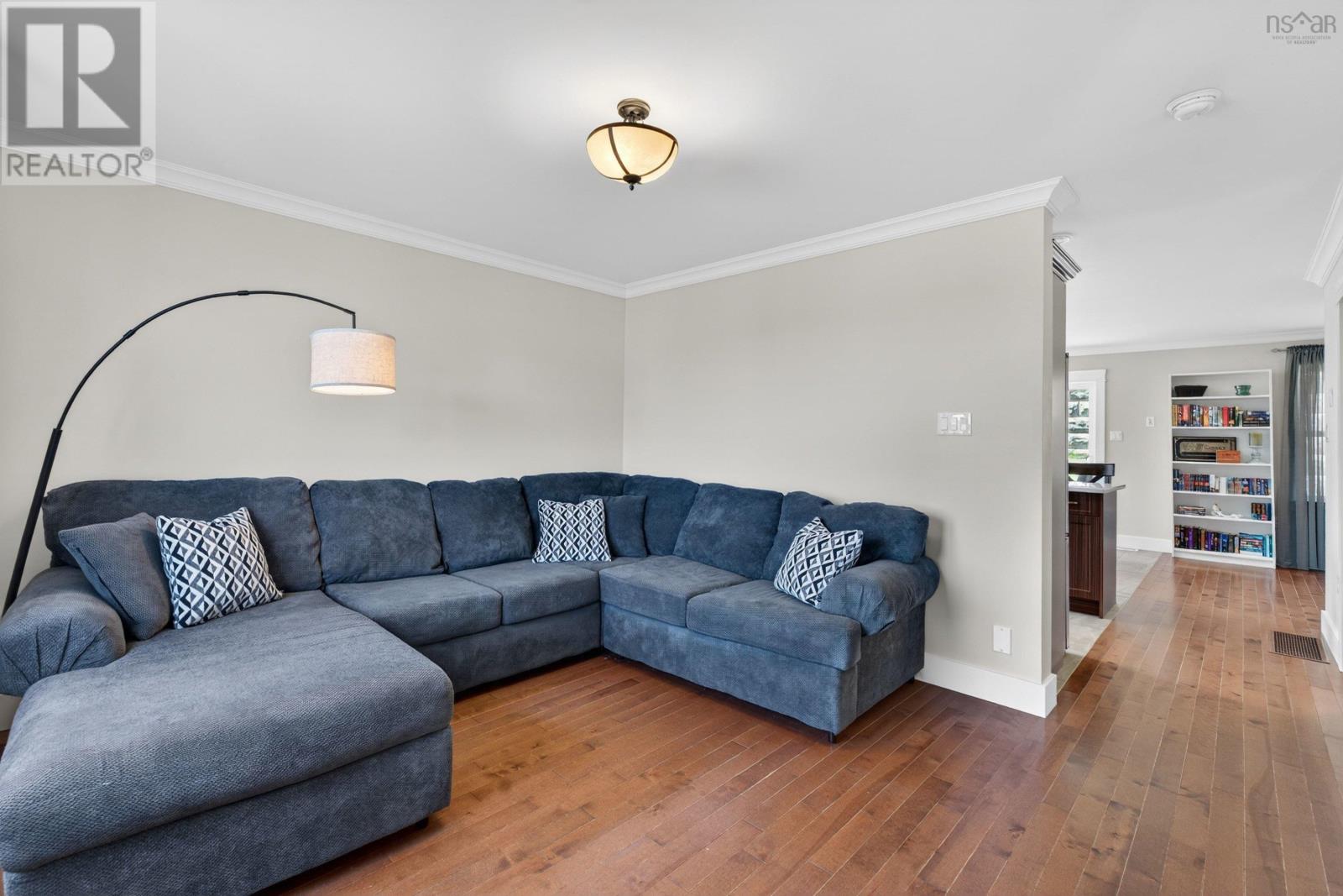 22 Uprange Court - 12