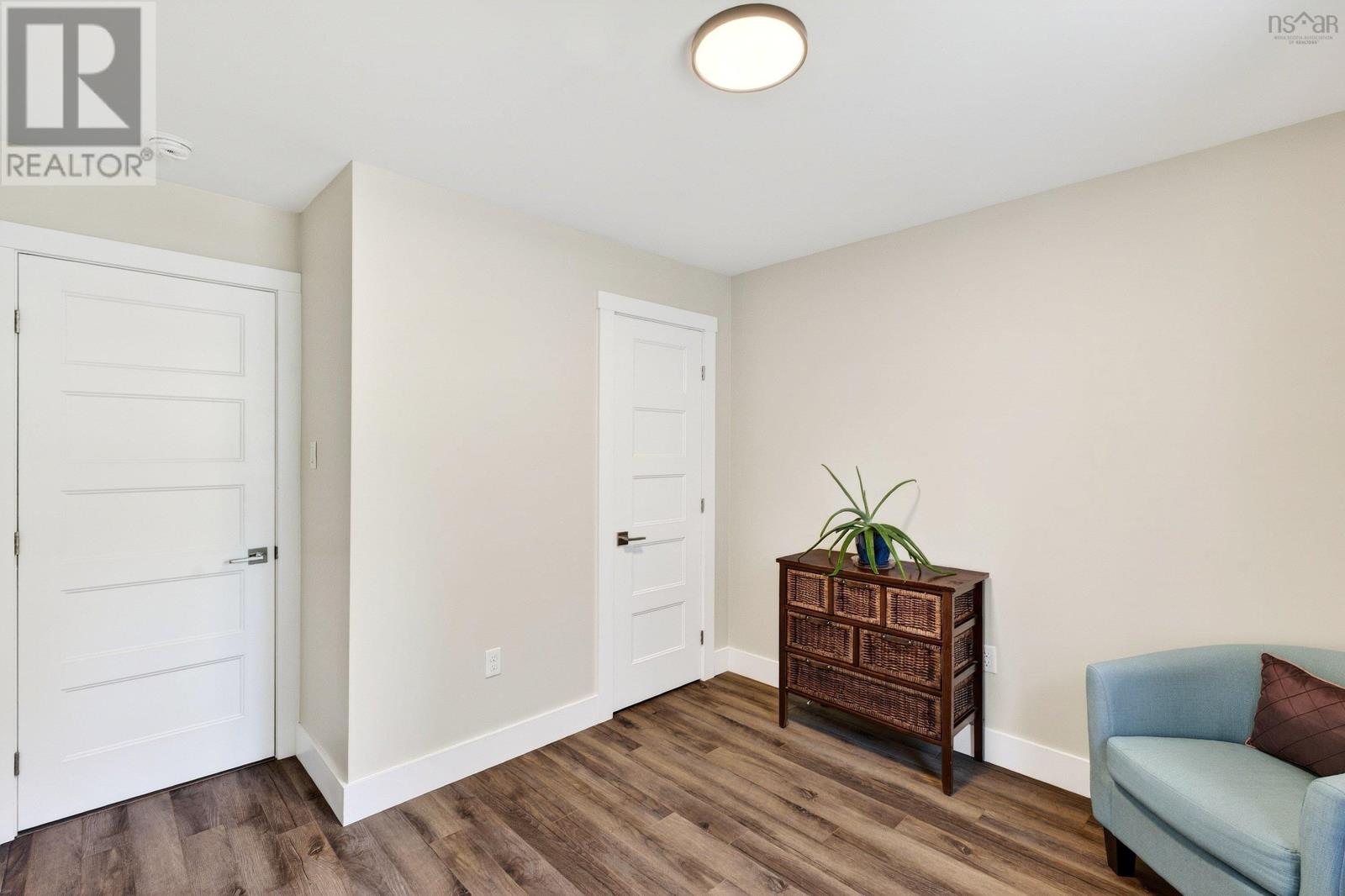 22 Uprange Court - 34
