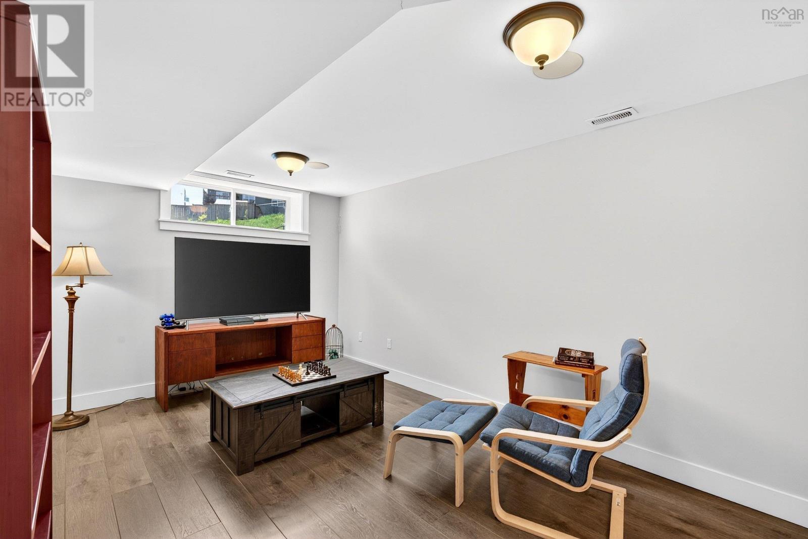 22 Uprange Court - 38