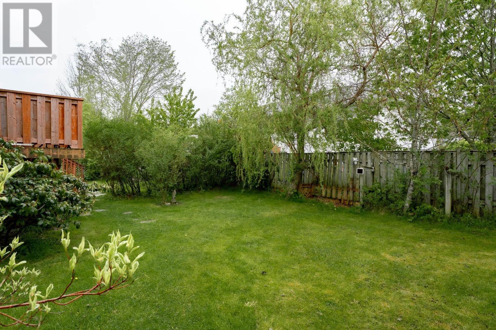 7 Daun Avenue - 36