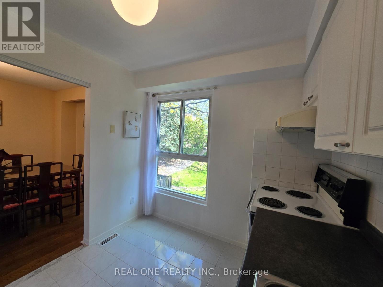 174 RUSTY CRESTWAY - 16