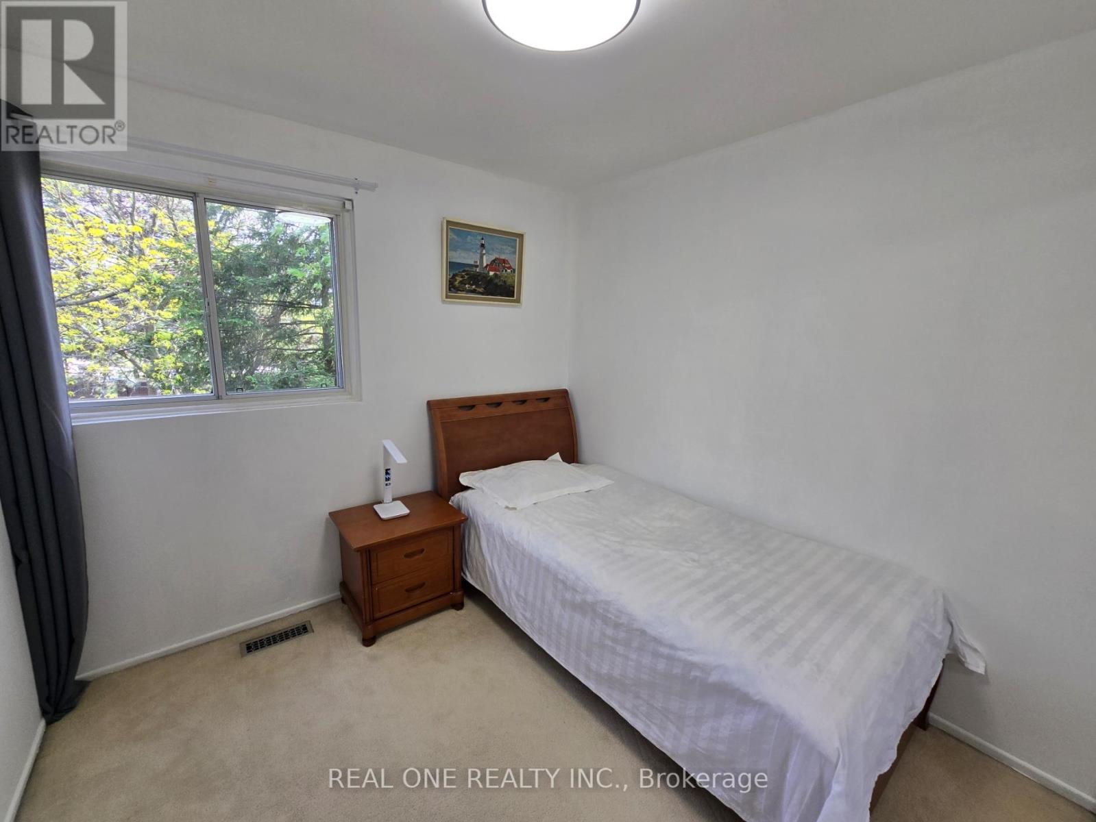 174 RUSTY CRESTWAY - 23