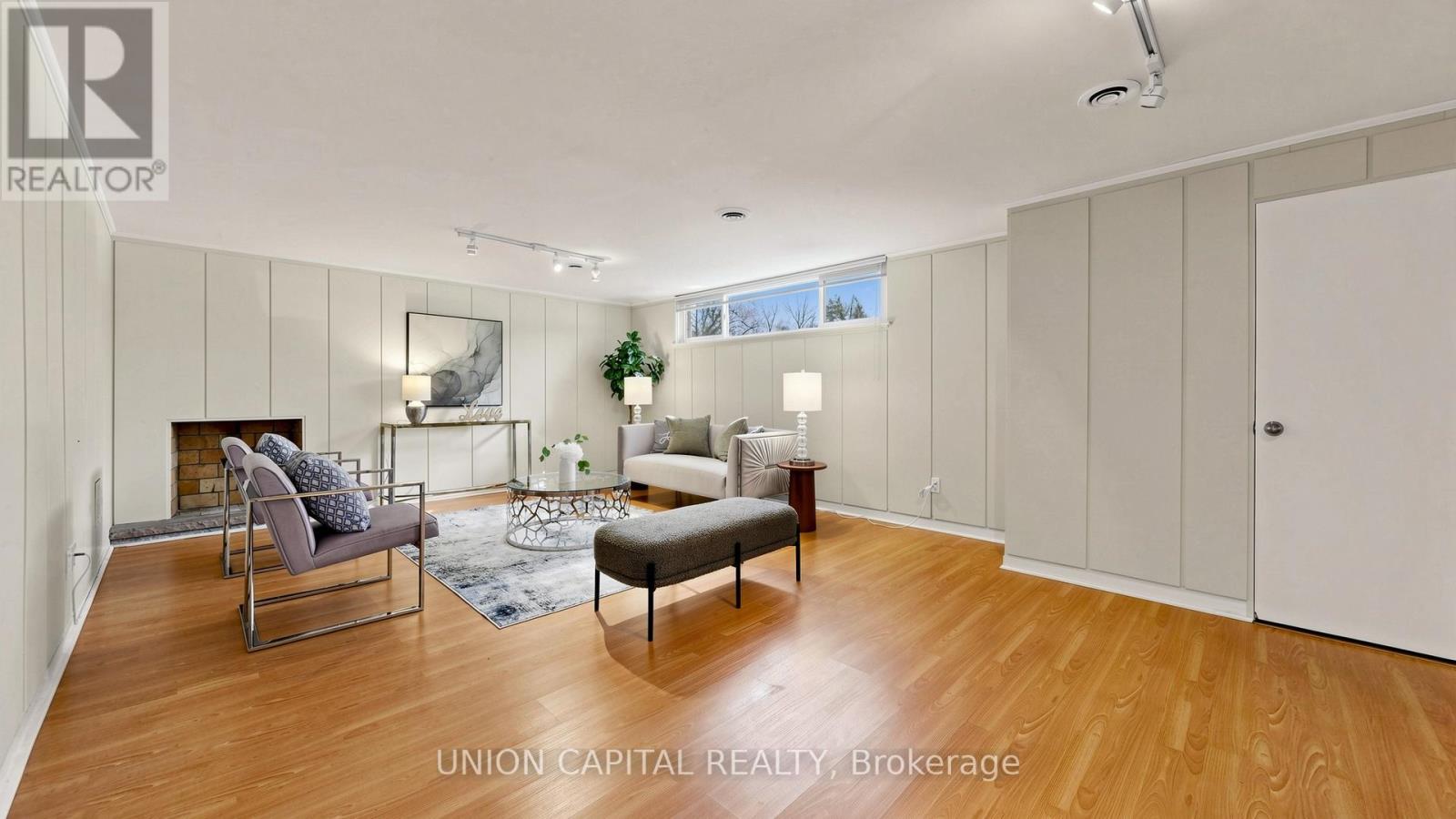 49 BATHFORD CRESCENT - 32