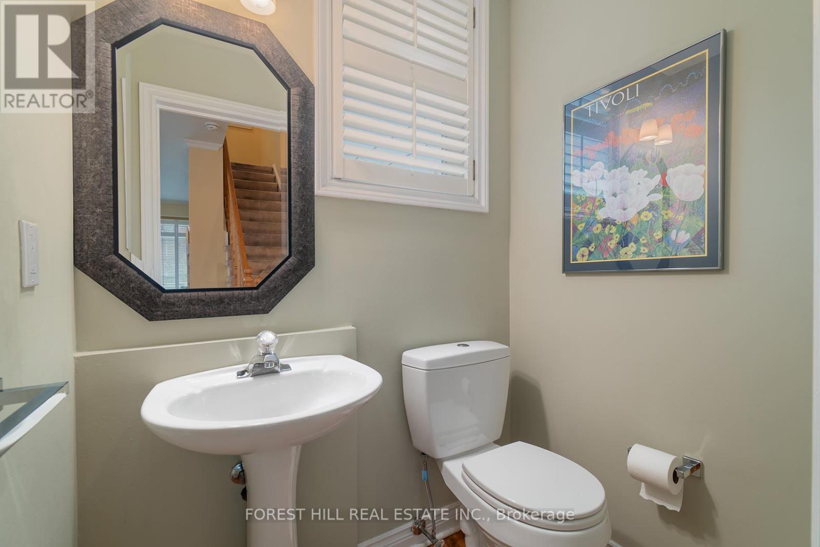 1A HEATHDALE ROAD - 16