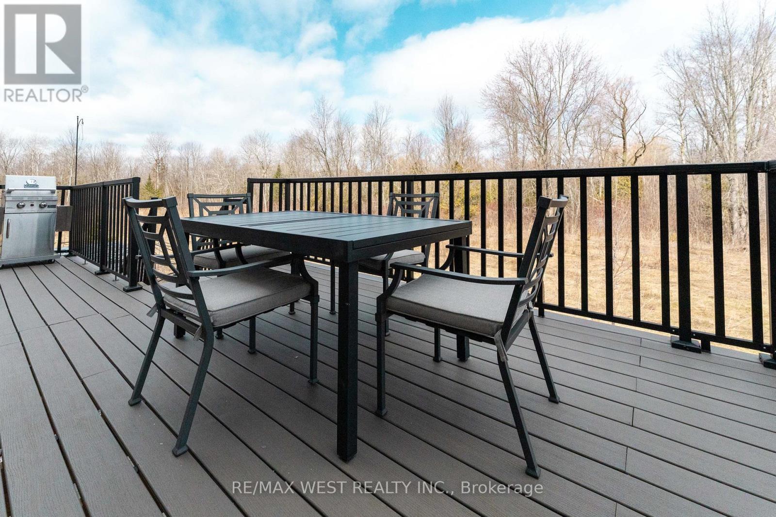 186 BRALORNE TRAIL - 40