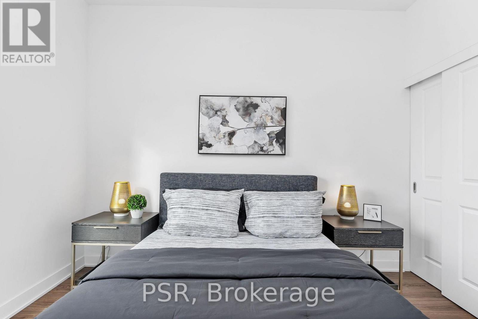350 - 37 DANFORTH ROAD