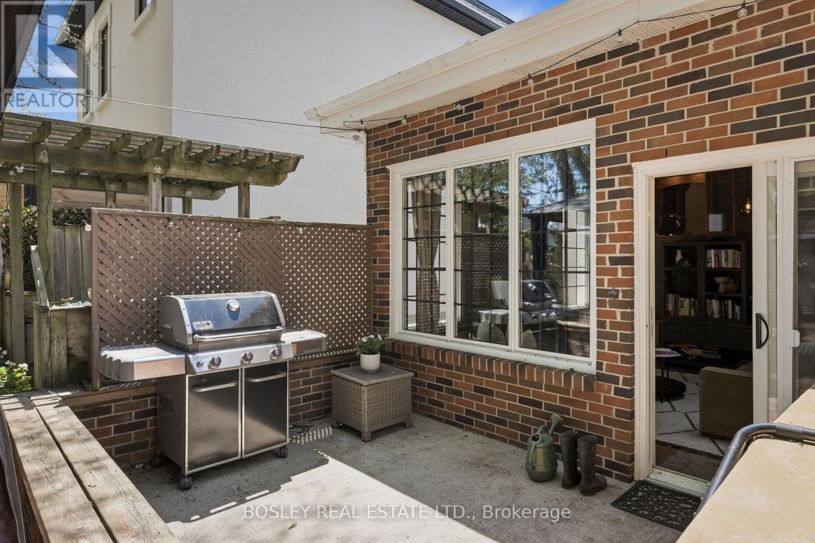 127 WARDEN AVENUE - 35