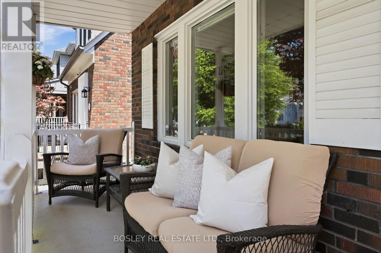 127 WARDEN AVENUE - 42
