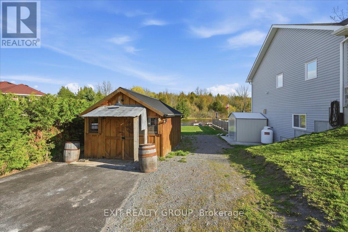 544 SHANNON ROAD - 39