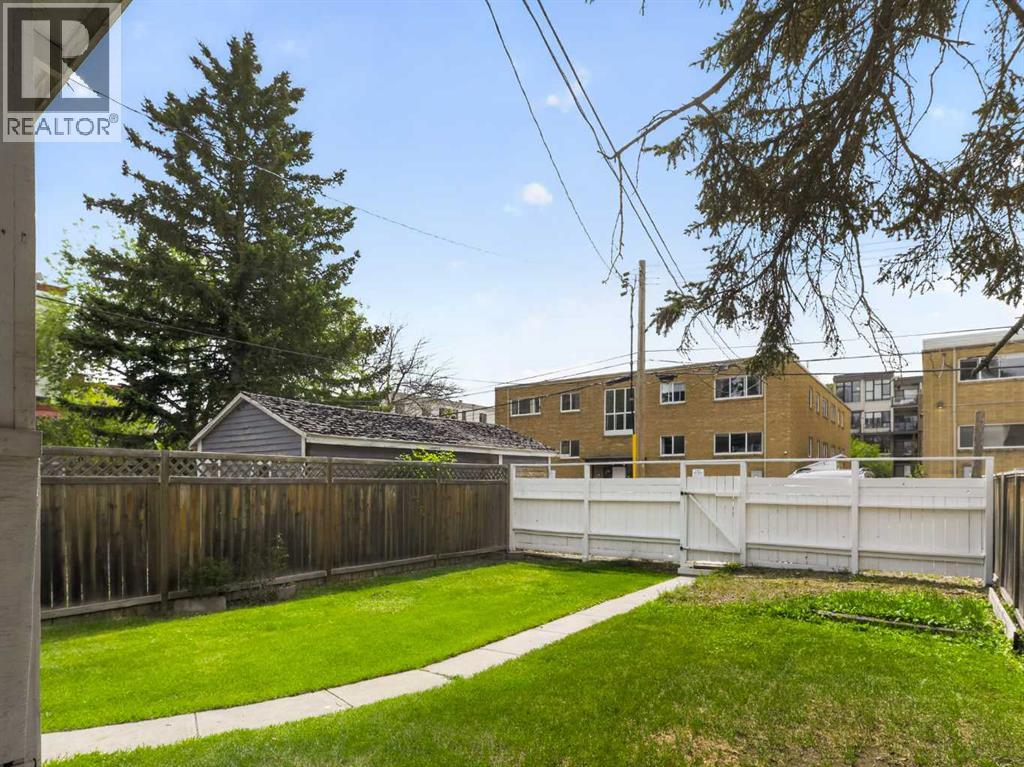 317 21 Avenue SW - 36