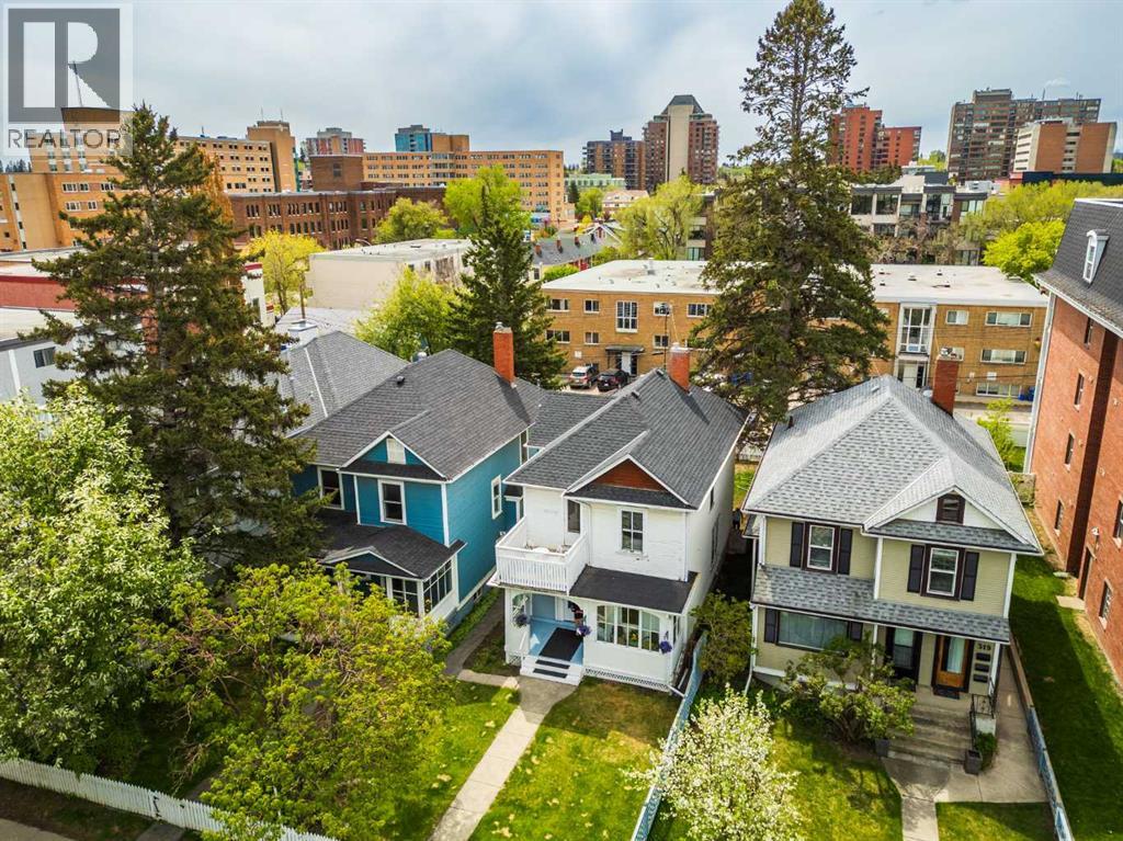 317 21 Avenue SW - 38