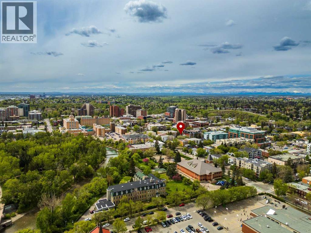 317 21 Avenue SW - 40