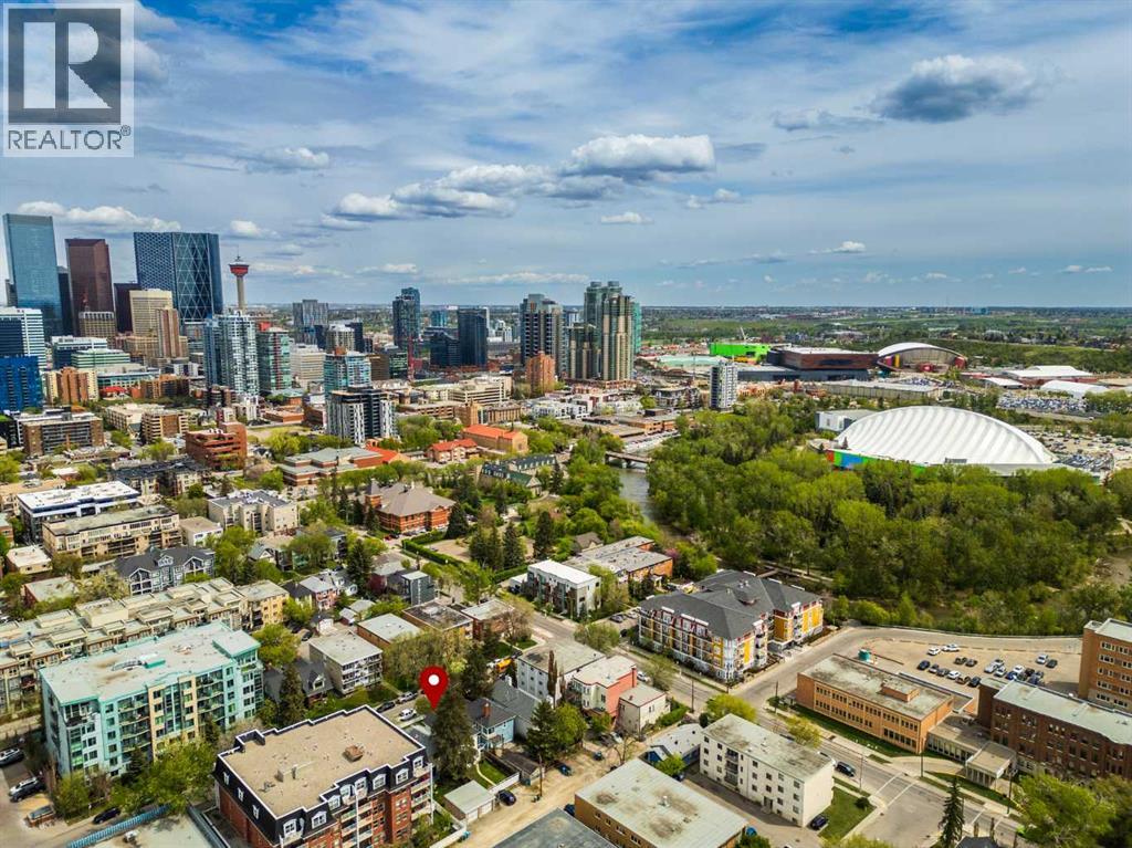 317 21 Avenue SW - 44