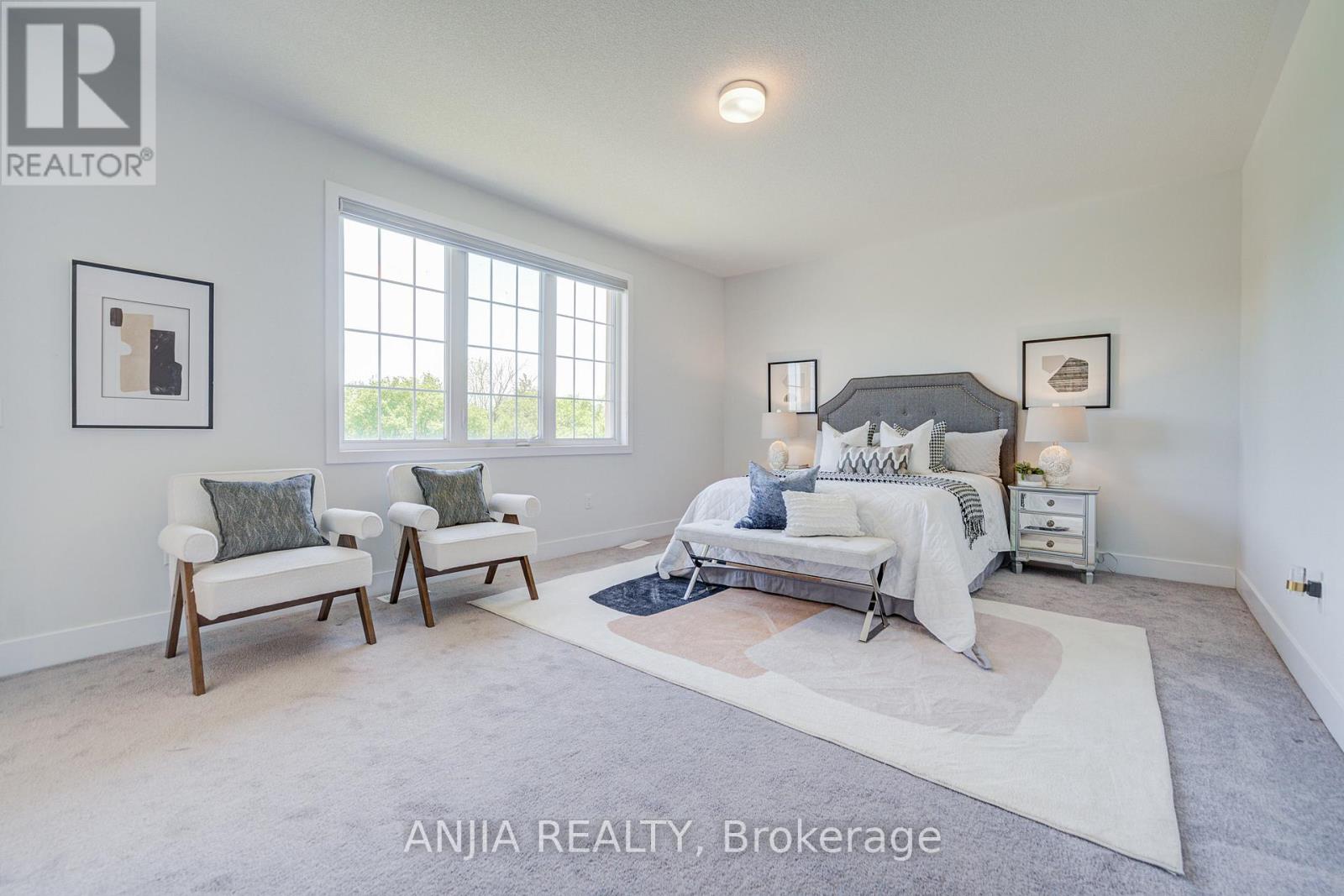 176 SIKURA CIRCLE - 27