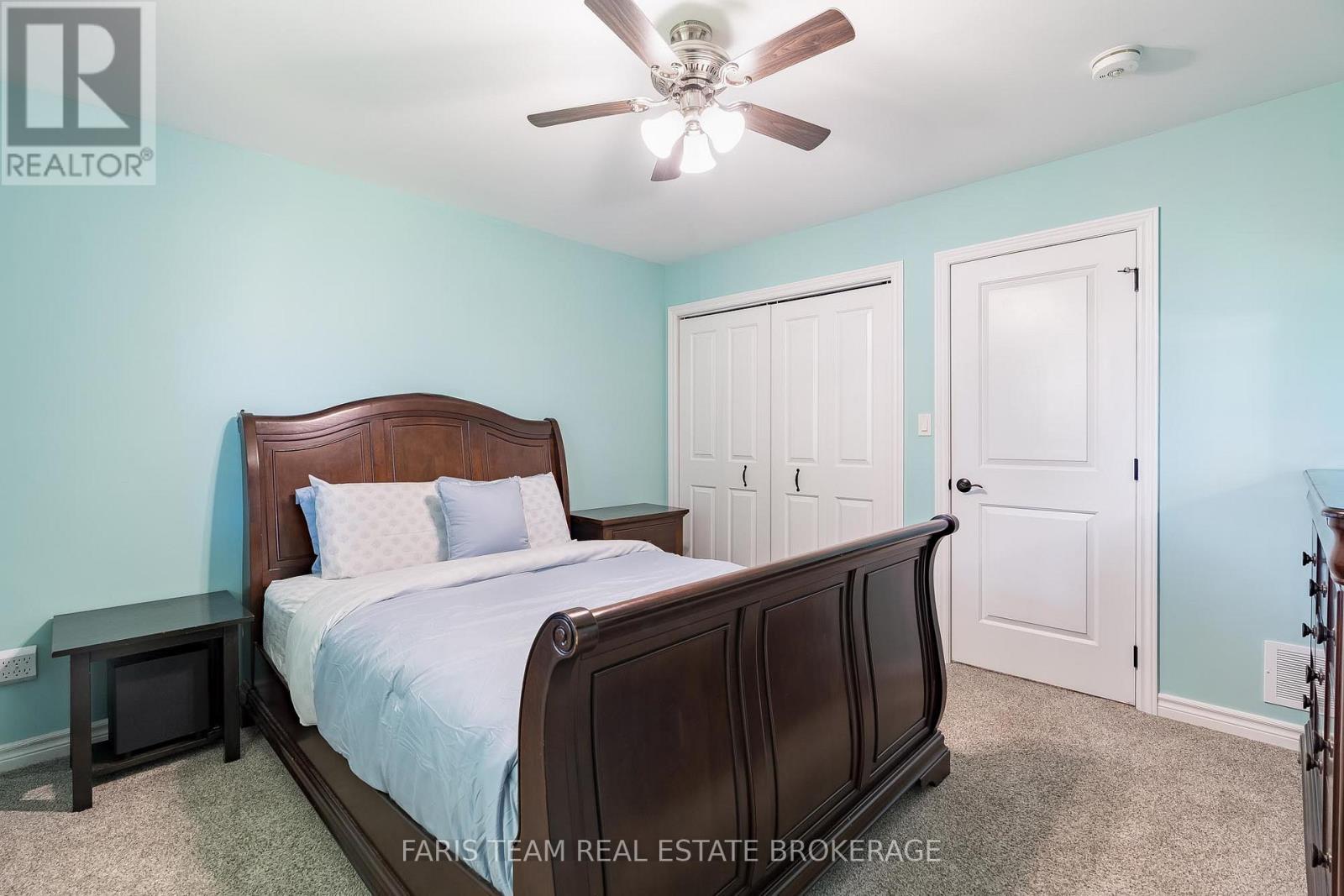 19 WILLOW CRESCENT - 23