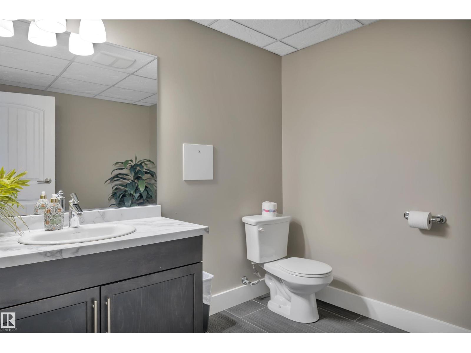 #243 6079 MAYNARD WY NW - 44