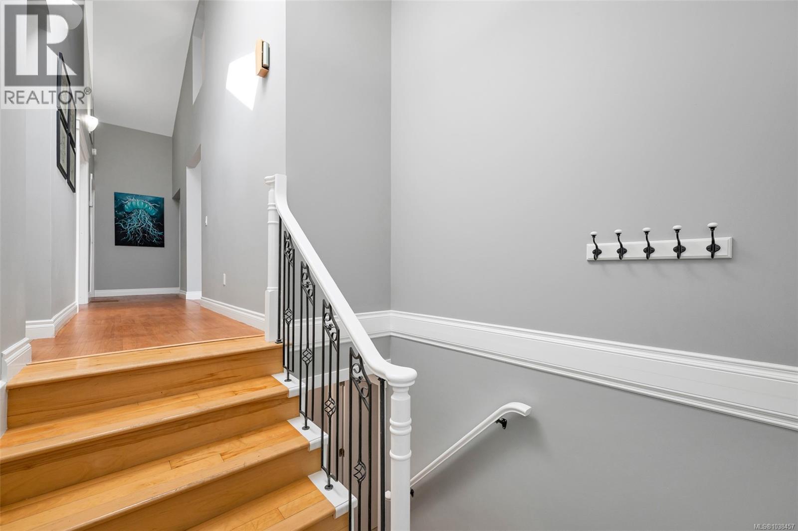 610 Ralph St - 34
