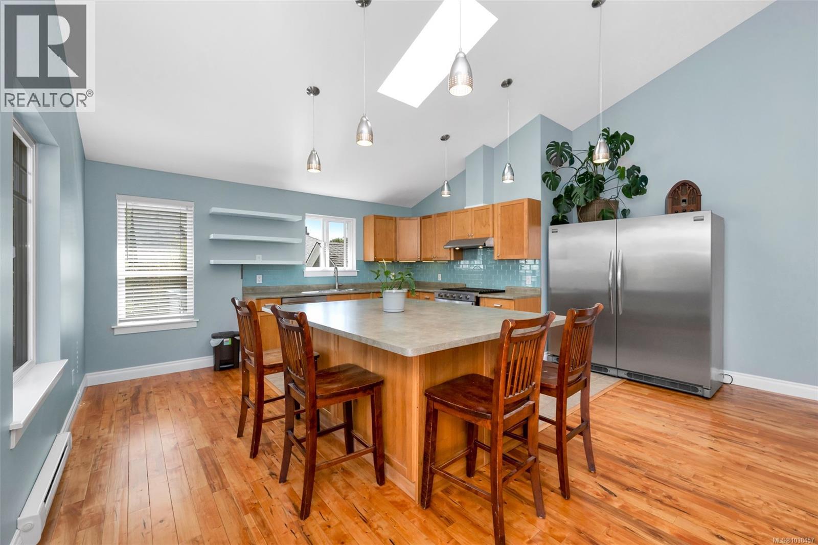 610 Ralph St - 6