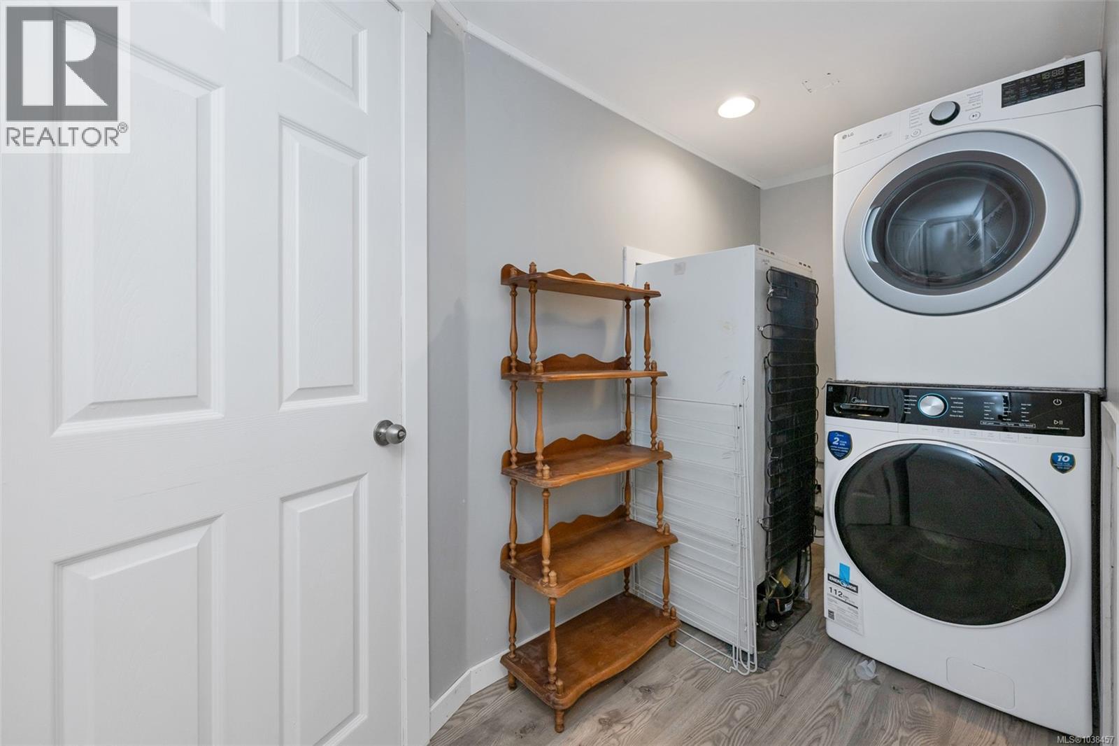 610 Ralph St - 41