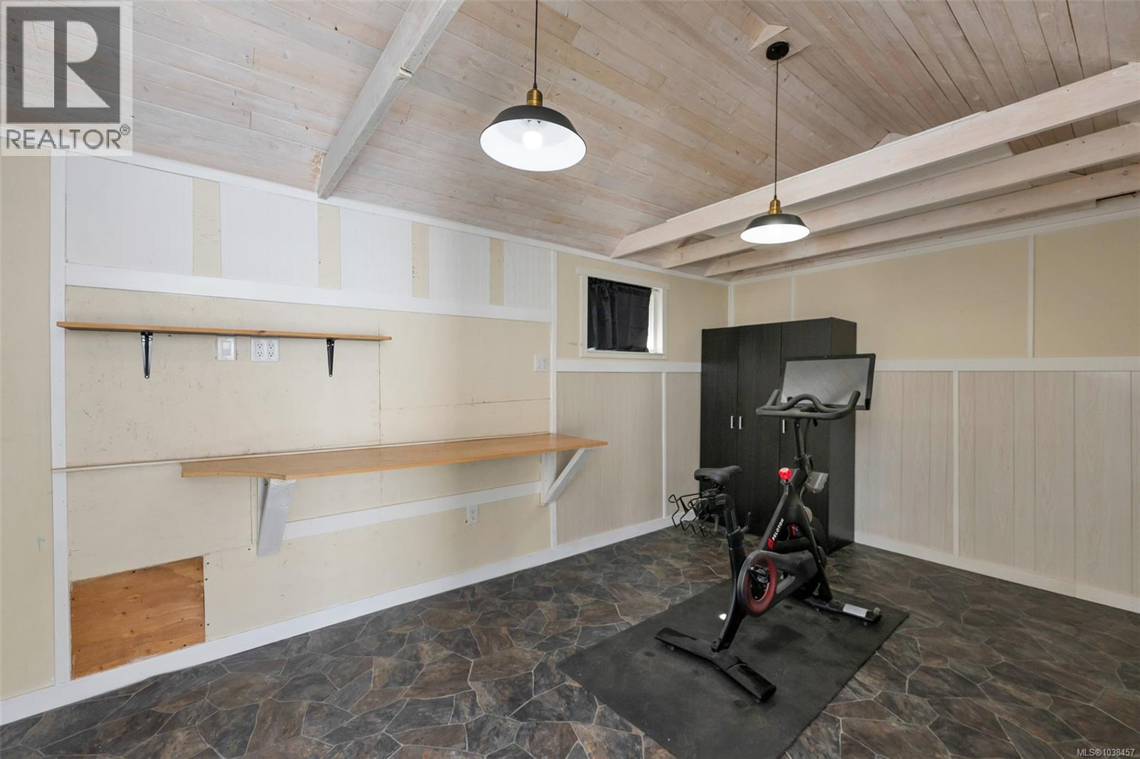 610 Ralph St - 43