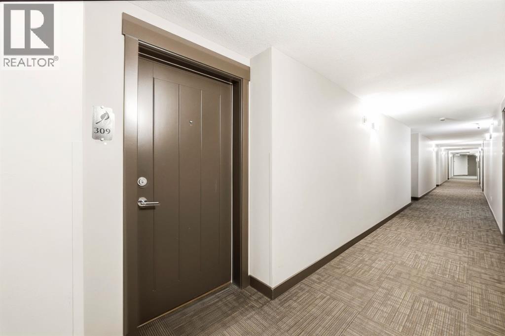 #309 15 Aspenmont Heights SW - 5
