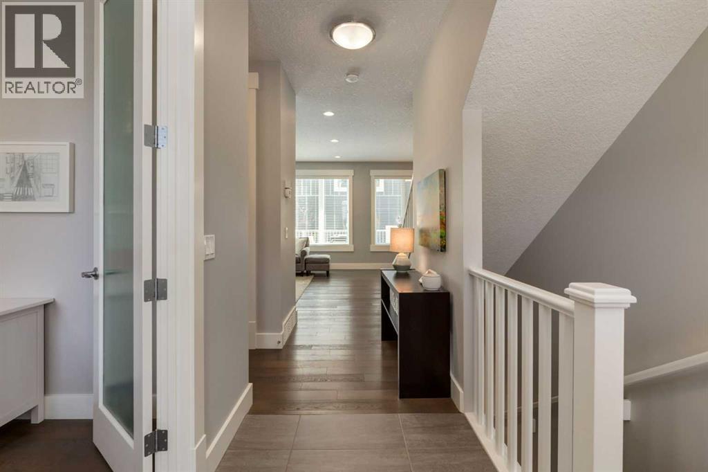 76 Dieppe Drive SW - 7