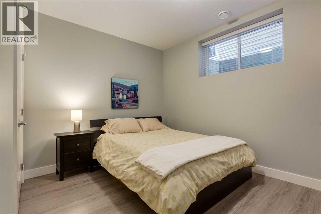 76 Dieppe Drive SW - 34