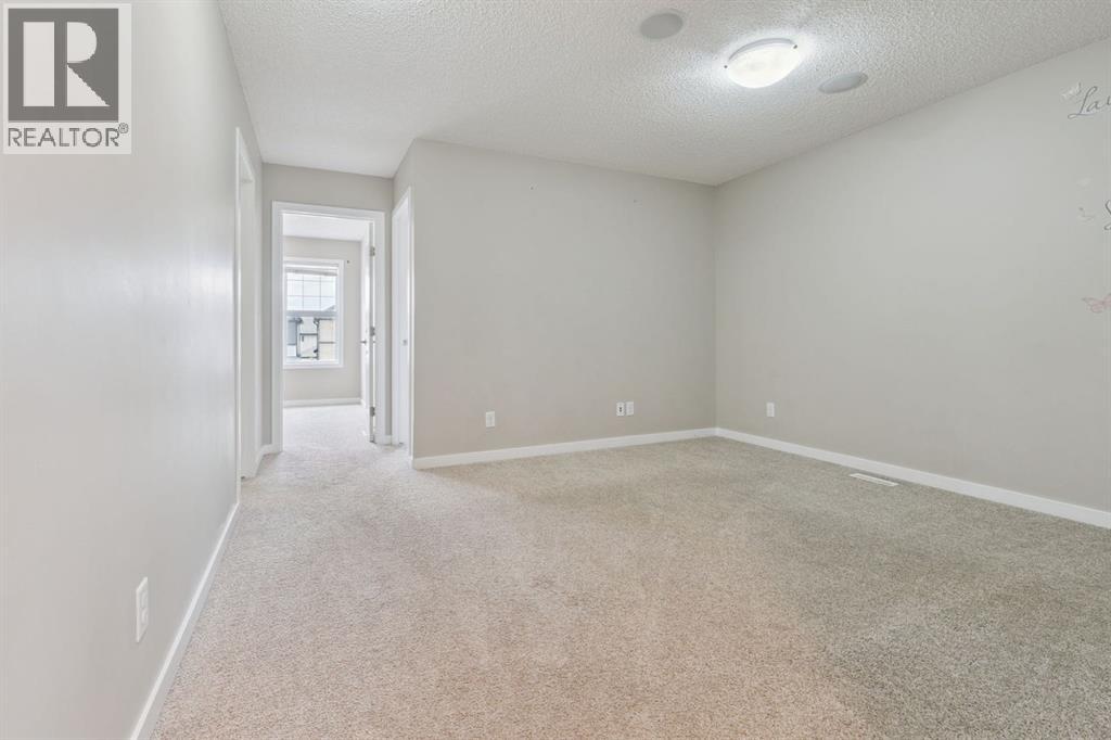 44 Legacy Reach Manor SE - 17