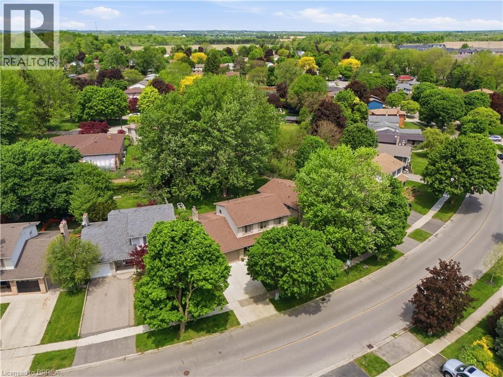 49 GREENFIELD Road - 37