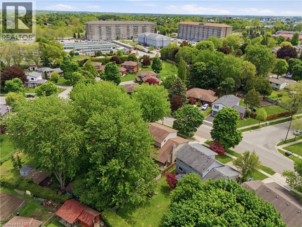 49 GREENFIELD Road - 39