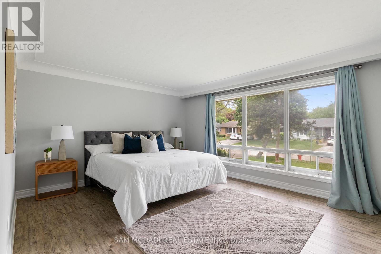 1250 DUNBAR ROAD - 20