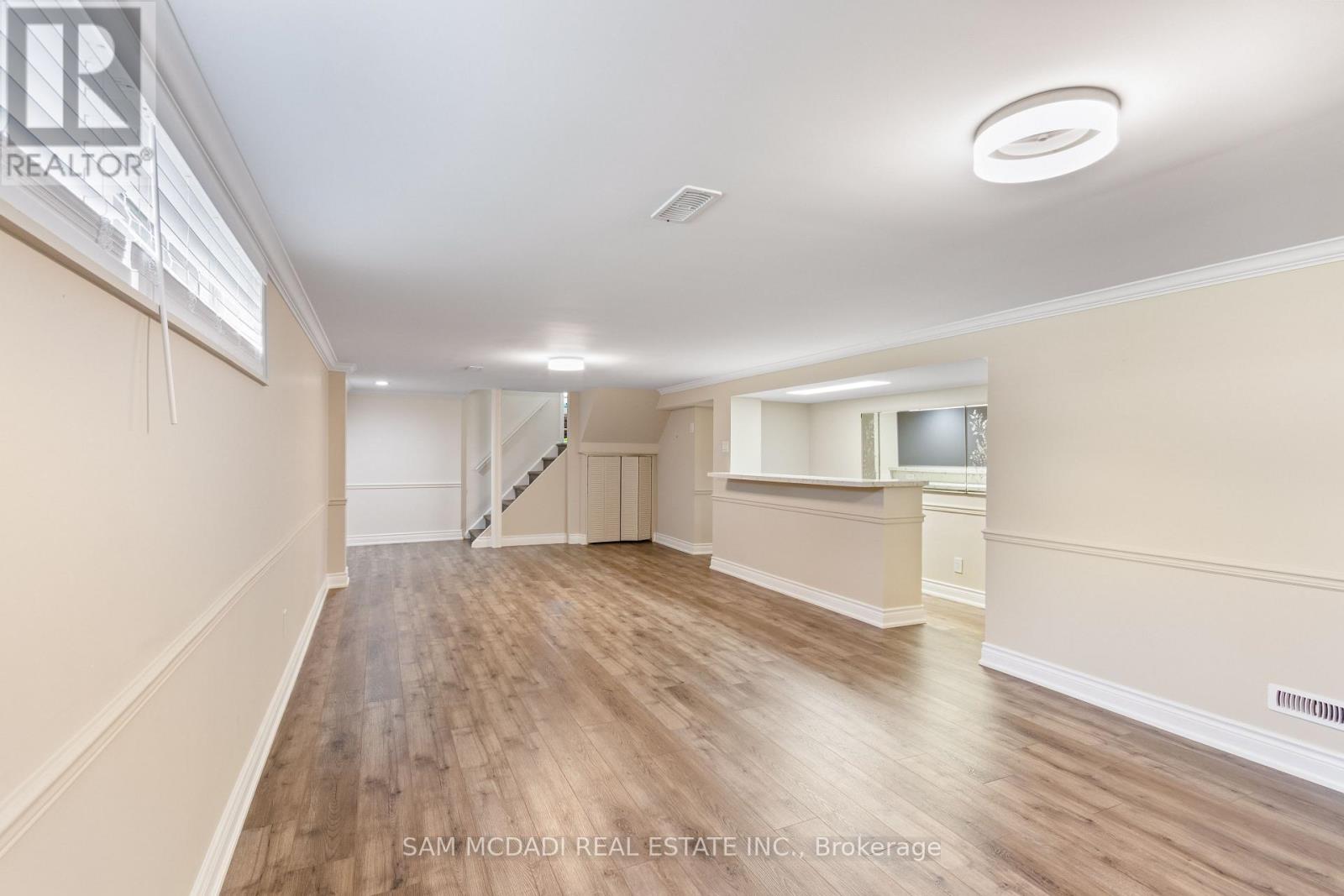 1250 DUNBAR ROAD - 27