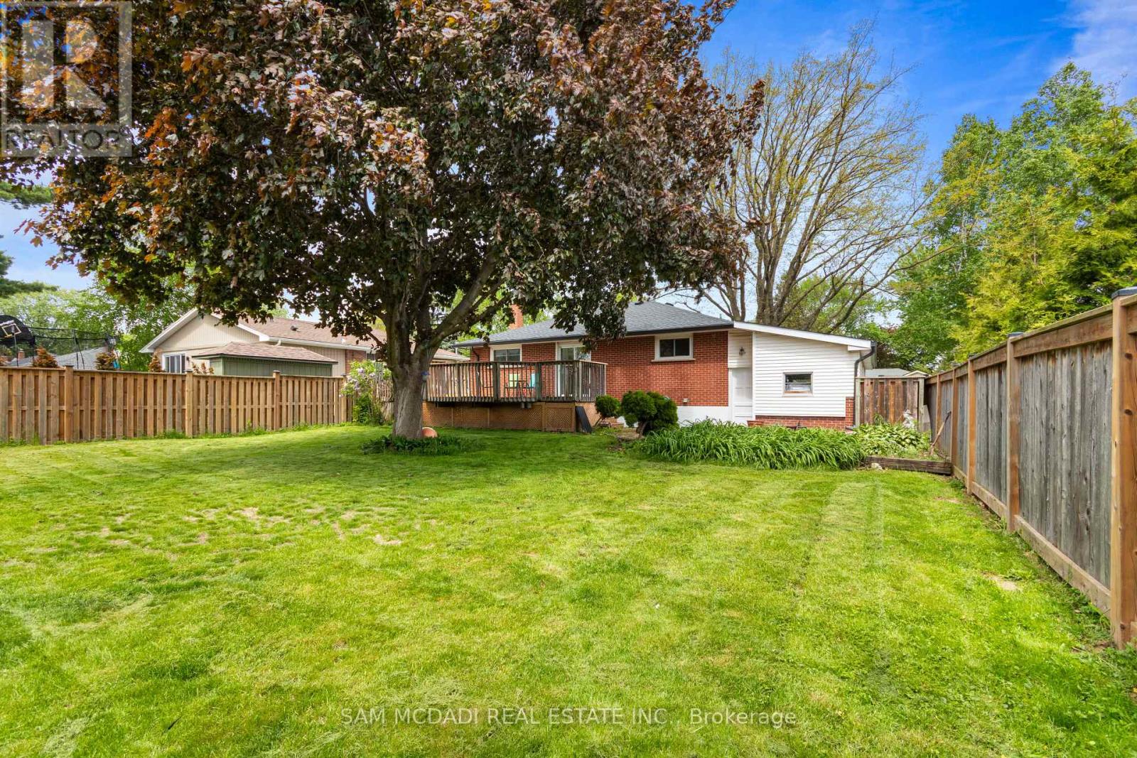 1250 DUNBAR ROAD - 35
