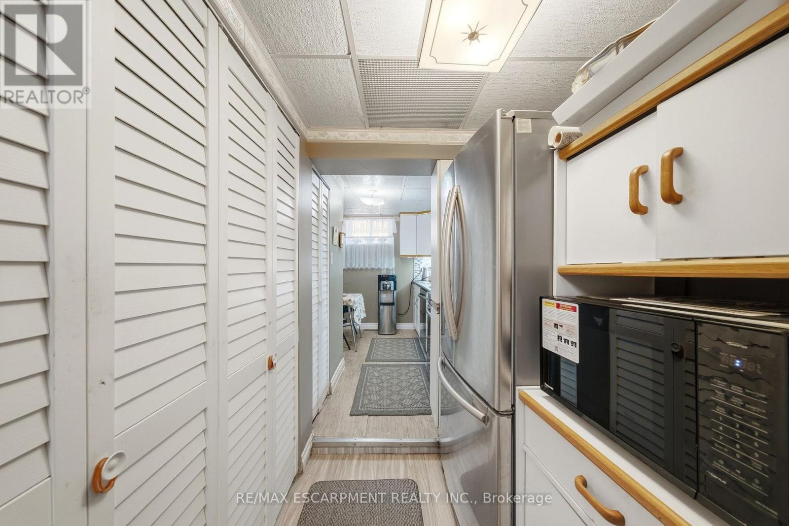 1149 DOWLAND CRESCENT - 34