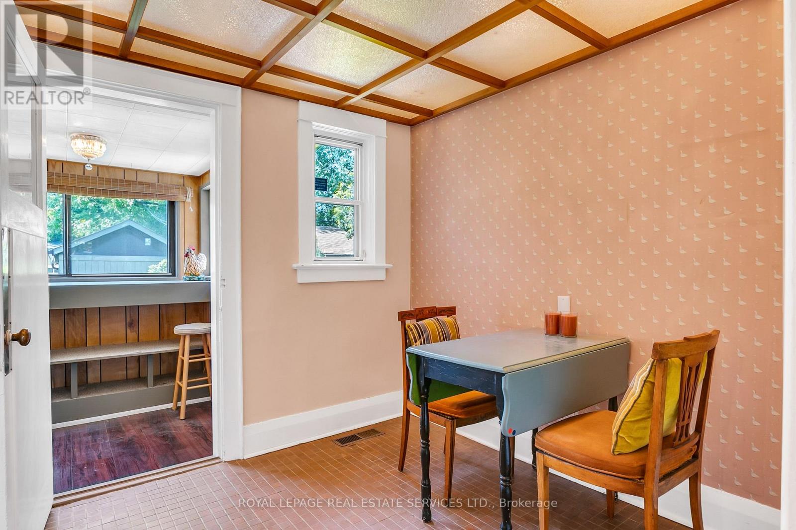 490 WILLARD AVENUE - 20