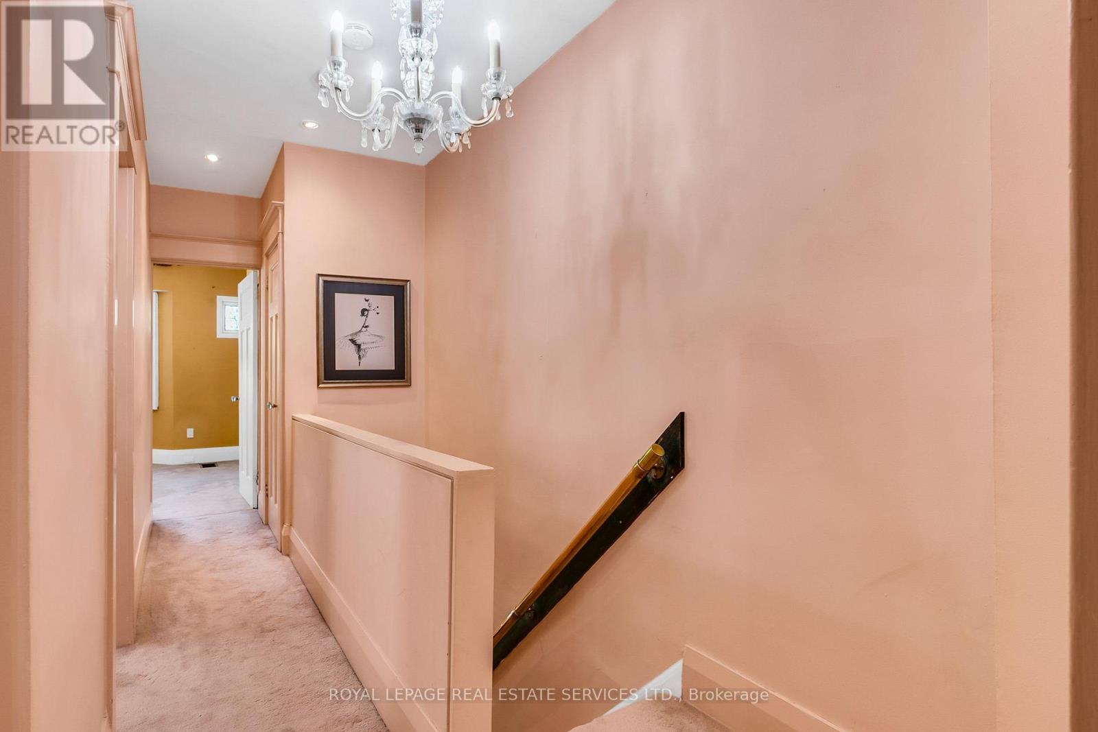 490 WILLARD AVENUE - 22